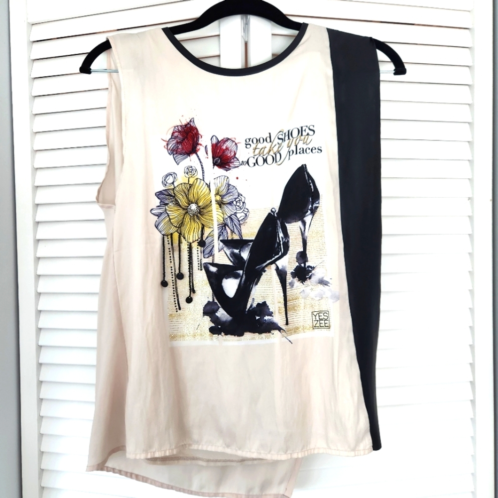 Yes Zee sleeveless beige fun top - XS